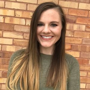 Meet your Posher, Abigail